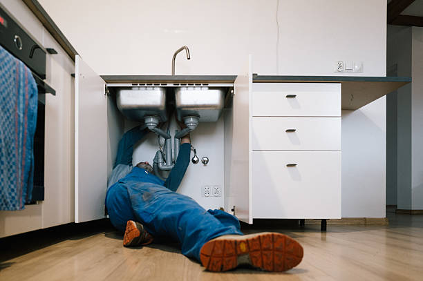Professional Leak Detection technician working in Ashland, PA